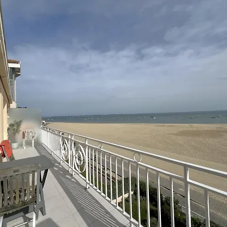 Apartment Avec Vue Bassin, Acces Plage, Parking Inclus - Fr-1-474-278 *